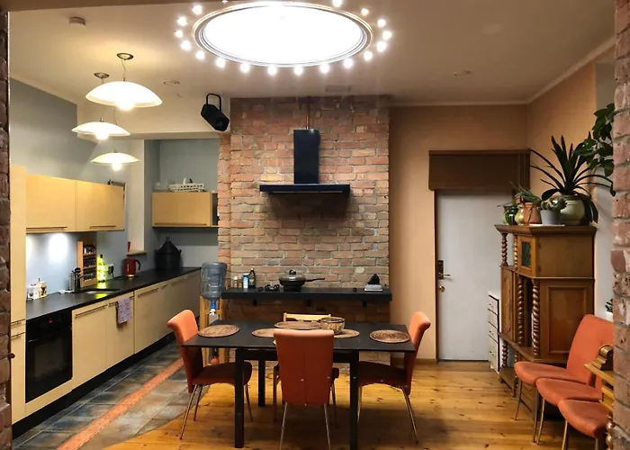 Rum i privatbostad Classical On Alberta St Free Locked Parkings